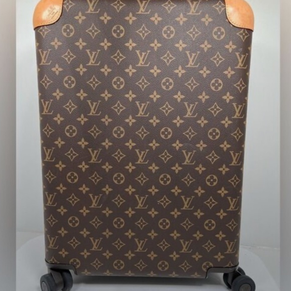 Louis Vuitton Horizon 50 Luggage - Picture 2 of 13
